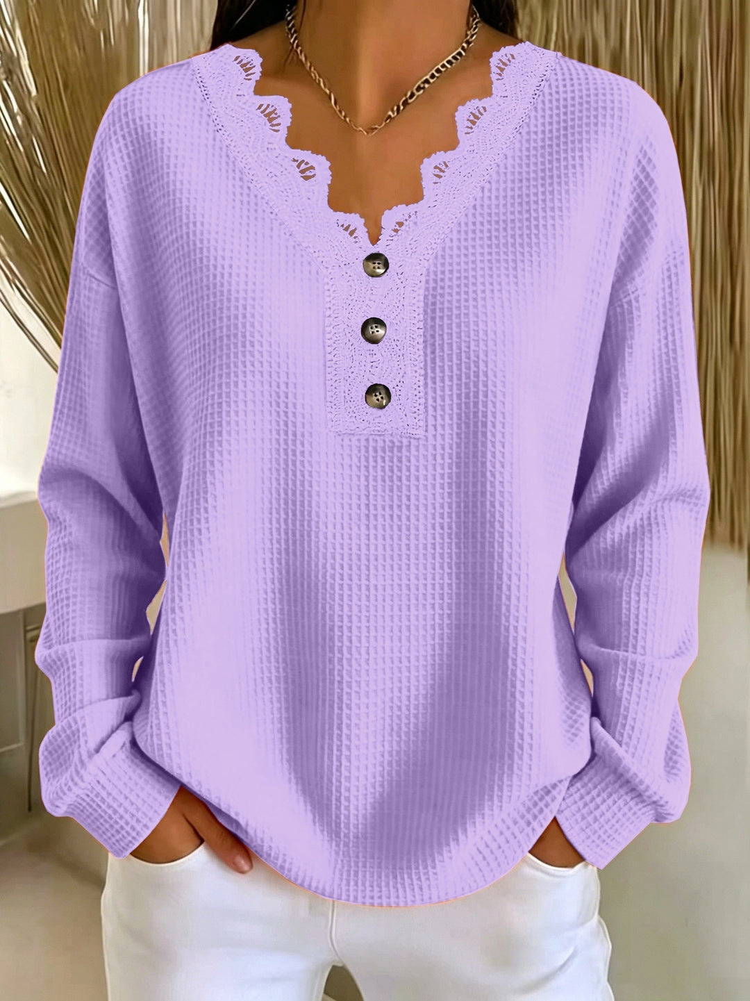 Blusa Donna in Tessuto Testurizzato con Scollatura a V in Pizzo e Maniche Lunghe