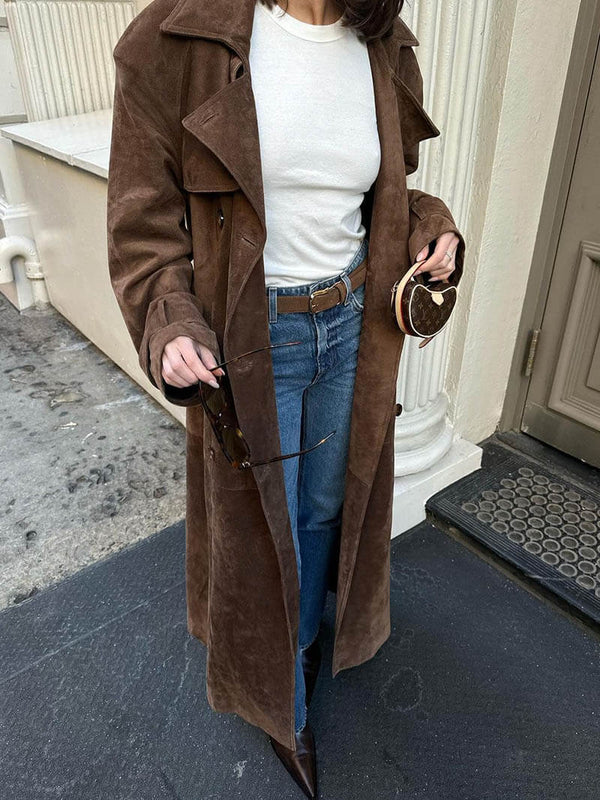 Trench chic in morbido camoscio
