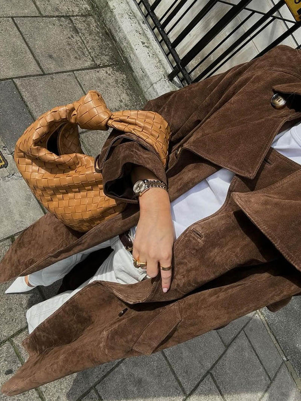 Trench chic in morbido camoscio