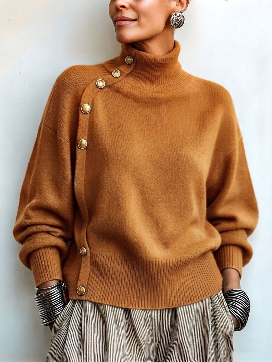 Maglione donna con collo alto asimmetrico e bottoni chic